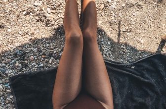 Combien de séances d’épilation laser ? Comment les poils réagissent-ils après l’épilation au laser ?